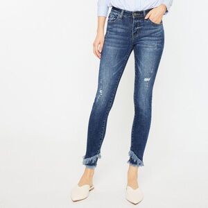 KanCan double frayed hem skinny leg blue jeans 27 low rise